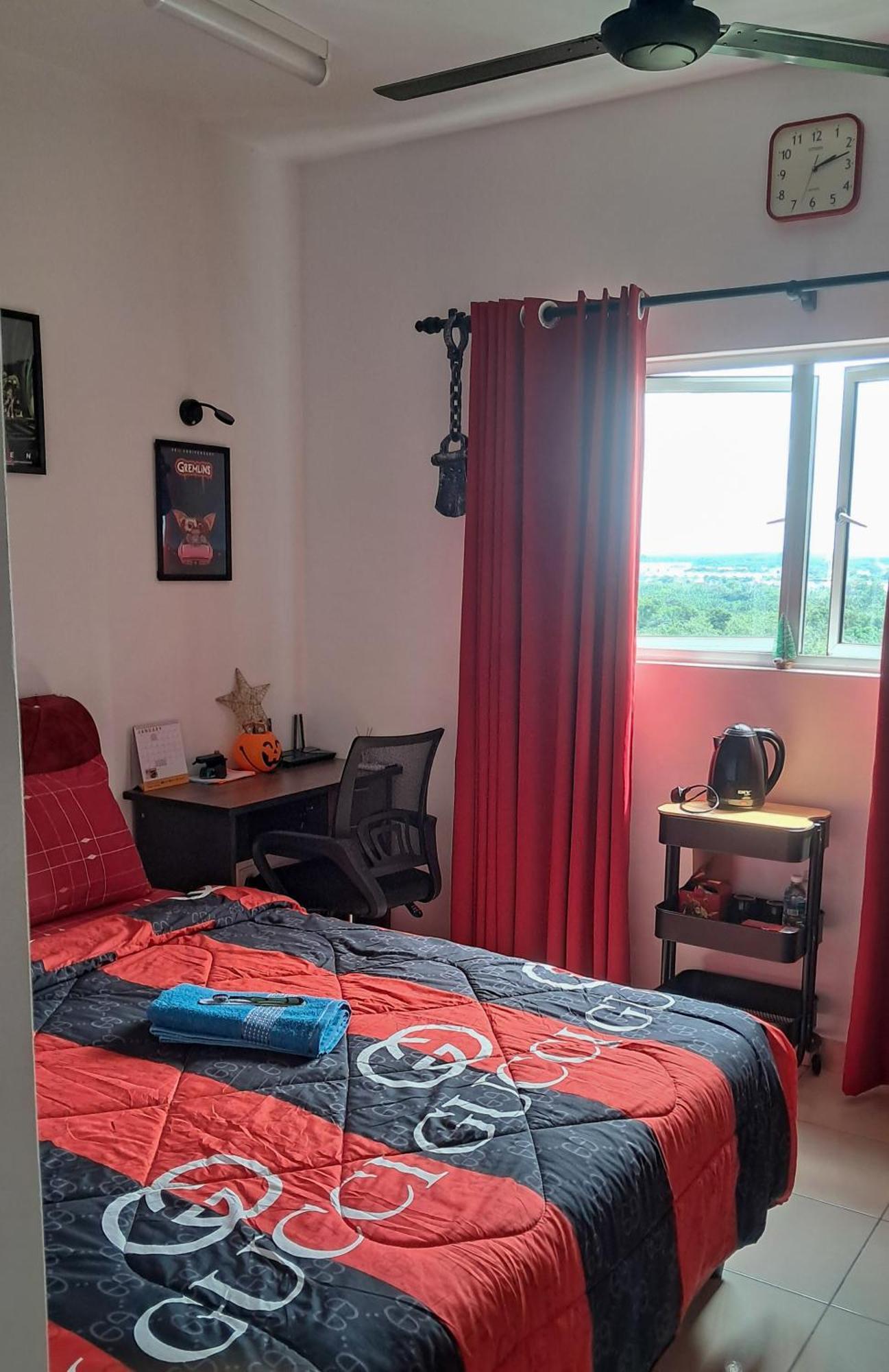 The Red Room Alanis Residence Σεπάνγκ Εξωτερικό φωτογραφία