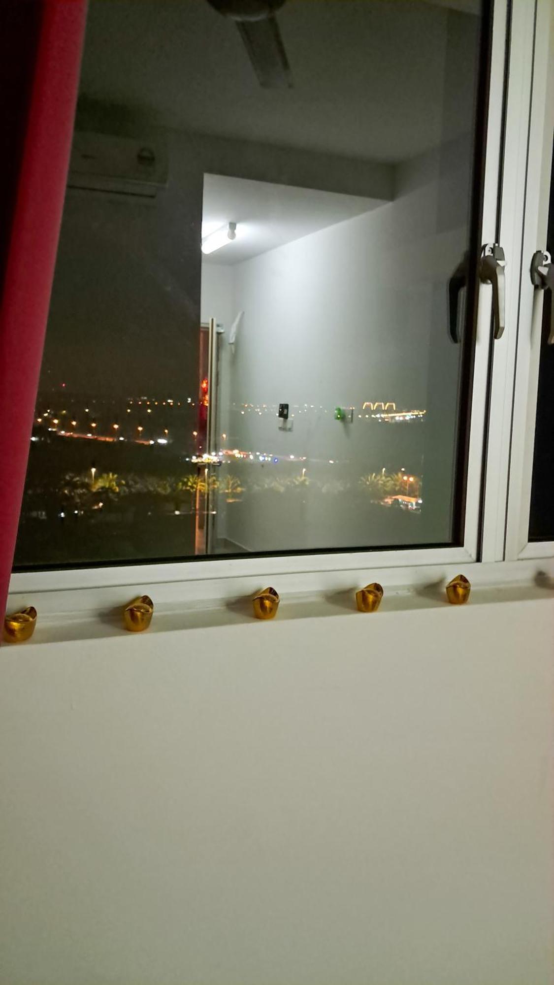 The Red Room Alanis Residence Σεπάνγκ Εξωτερικό φωτογραφία